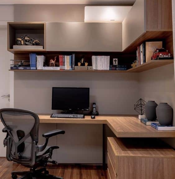Além da utilidade, existem diferentes maneiras de incluir uma biblioteca no escritório.